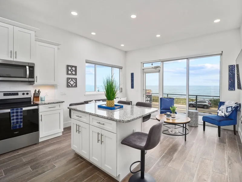 Ocean Front Flagler Beach Sleeps 5 people