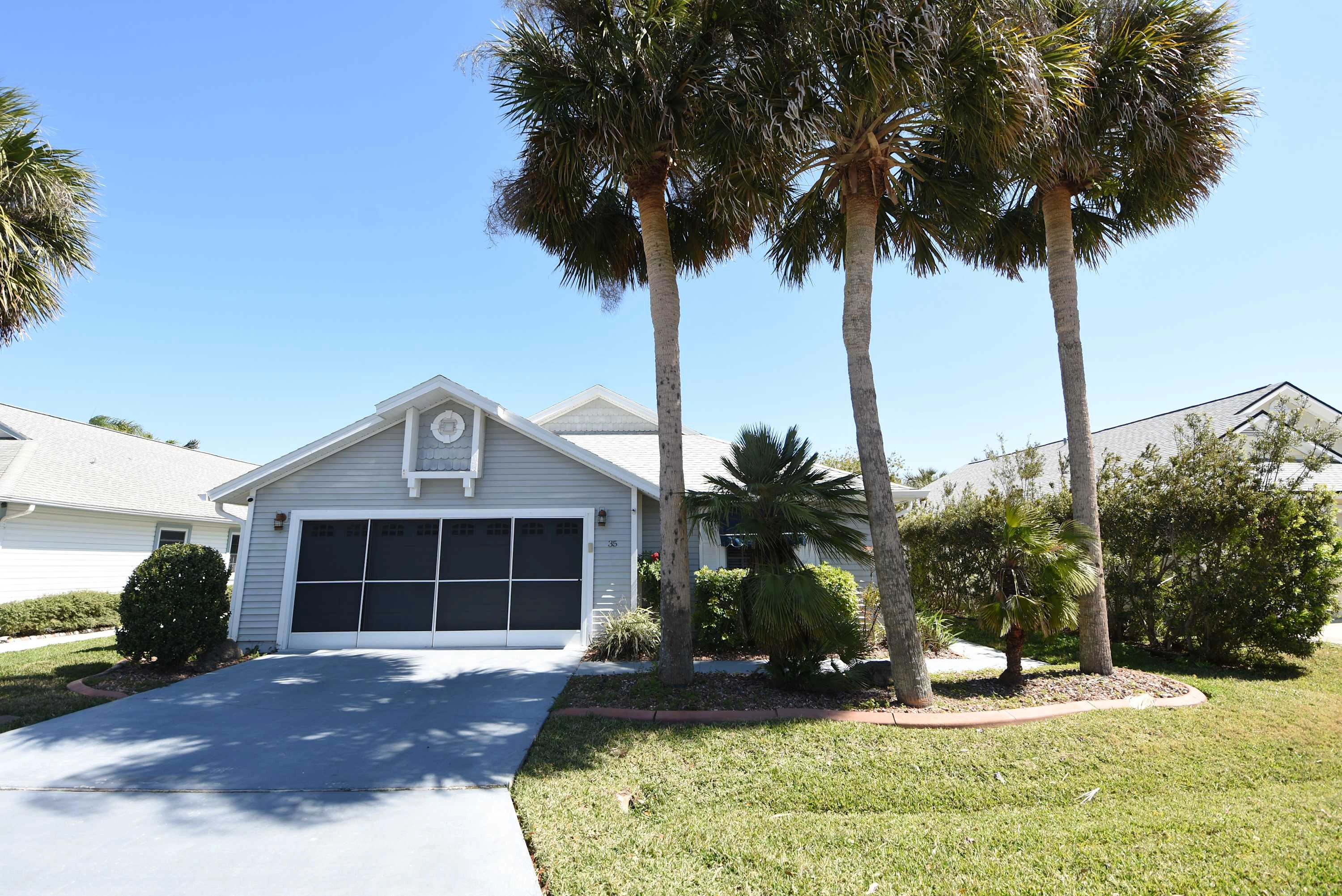 Beachside cottage in beachfront community w pool. *30 days minimum stay