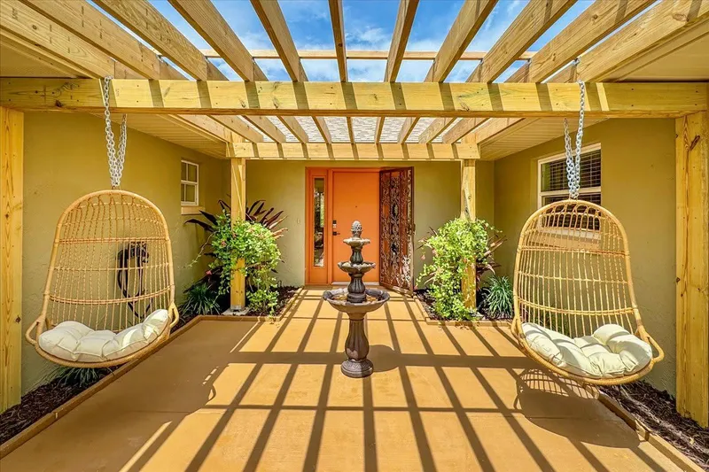 Casa Delfin (Dolphin house) 4 Bed 2.5 Ba heated pool bring your boat